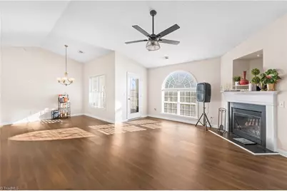 6112 Hedgecock Circle #3B, High Point, NC 27265 - Photo 3