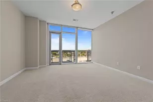 201 N Elm St, Greensboro, NC 27401 - Photo 27