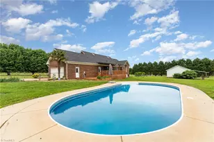 5136 Liberty Grove Rd, Liberty, NC 27298 - Photo 31