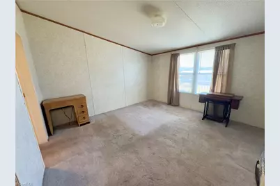 1020 Willow Creek Drive, Pinnacle, NC 27043 - Photo 11