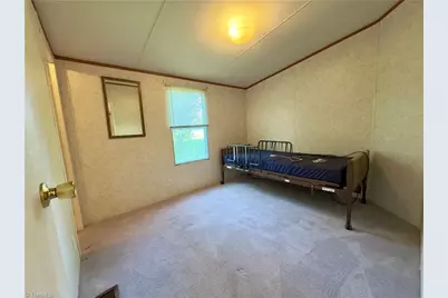 1020 Willow Creek Drive, Pinnacle, NC 27043 - Photo 15