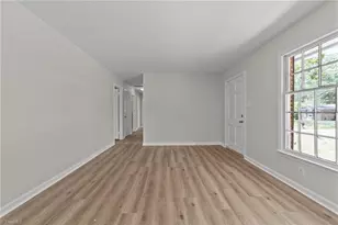 2507 Fontaine Rd, Greensboro, NC 27407 - Photo 17