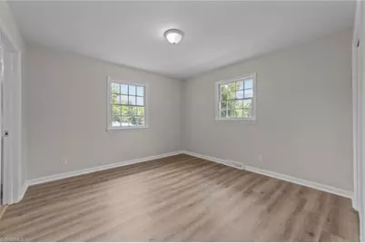 2507 Fontaine Road, Greensboro, NC 27407 - Photo 9