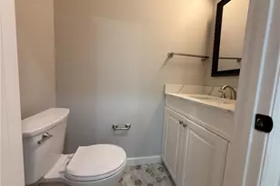 2528 Treetop Ln, Winston-Salem, NC 27101 - Photo 15