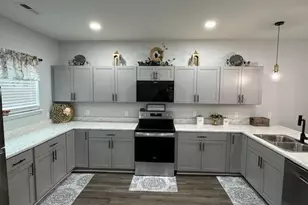 1902 Everitt St, Greensboro, NC 27401 - Photo 13