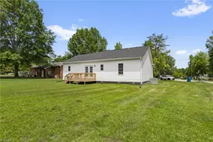 530 E Raleigh Ave, Liberty, NC 27298 - Photo 27