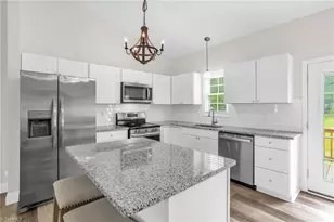 530 E Raleigh Ave, Liberty, NC 27298 - Photo 15