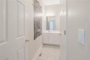 2809 Churchill Ct, High Point, NC 27262 - Photo 29