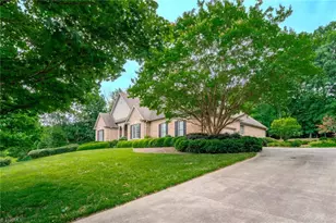 2809 Churchill Ct, High Point, NC 27262 - Photo 3