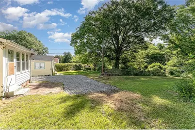 304 Louise Avenue, High Point, NC 27262 - Photo 25