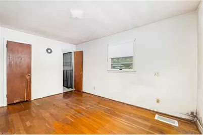 4205 Kildare Drive, Greensboro, NC 27405 - Photo 11