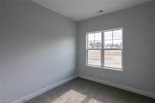 1904 Everitt St, Greensboro, NC 27401 - Photo 13