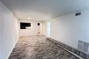 1205 Hutton St, Winston-Salem, NC 27103 - Photo 7