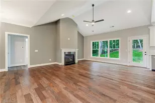 376 Wild Fern Ln, Reidsville, NC 27320 - Photo 5