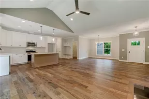 376 Wild Fern Ln, Reidsville, NC 27320 - Photo 5