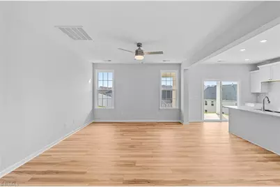 3234 Spicewood Lake Drive, Winston-Salem, NC 27106 - Photo 9