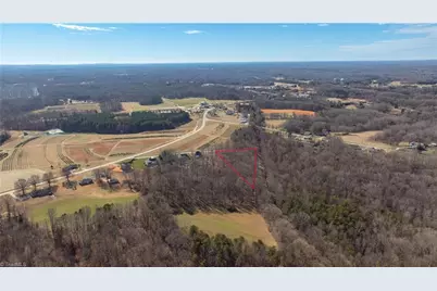 202 Belle Arbor Drive, Winston-Salem, NC 27107 - Photo 9