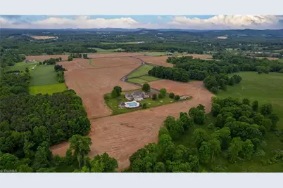 1100 Glen Oaks Drive, Hamptonville, NC 27020 - Photo 43