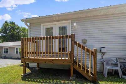 207 Bingham Street, Carthage, NC 28327 - Photo 15