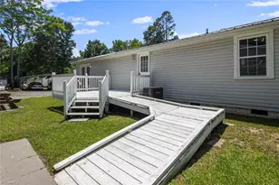 207 Bingham St, Carthage, NC 28327 - Photo 13