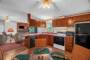 7232 Executive Cir, Denver, NC 28037 - Photo 31