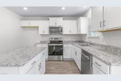 604 Jack Pine Street, Thomasville, NC 27360 - Photo 15