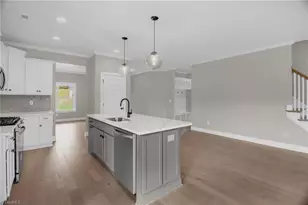 308 Grand Worth Wy, King, NC 27021 - Photo 13