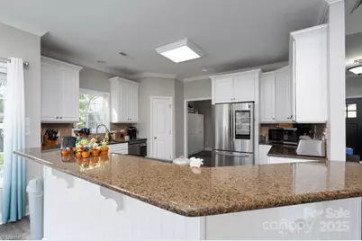 126 Strand Drive, New London, NC 28127 - Photo 9