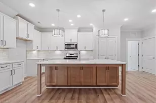 1087 Fairhaven Dr, Mebane, NC 27302 - Photo 3