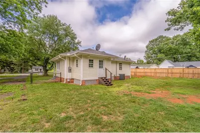 2527 S Nc Highway 66, Kernersville, NC 27284 - Photo 19