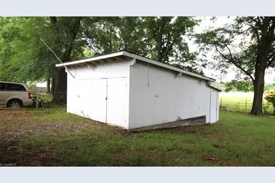 307 Guerrant Street, Greensboro, NC 27401 - Photo 9