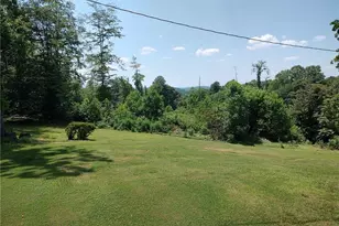 210 Grinton Ave, Wilkesboro, NC 28697 - Photo 37