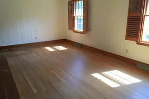 234 Hylton St, Mount Airy, NC 27030 - Photo 9