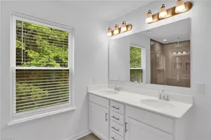 4038 Monteray Cir, High Point, NC 27265 - Photo 17