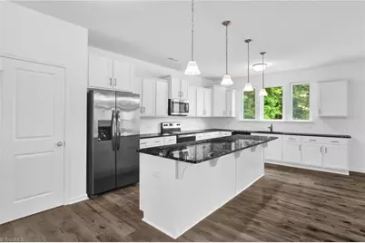 4038 Monteray Circle, High Point, NC 27265 - Photo 7