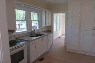 736 Country Club Dr, State Road, NC 28676 - Photo 5