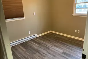 1706 Alice Ave, Greensboro, NC 27401 - Photo 7