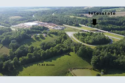 4285 W Pine Street, Mount Airy, NC 27030 - Photo 5