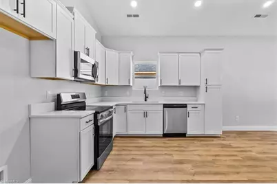 1181 Flora Avenue, Burlington, NC 27217 - Photo 13