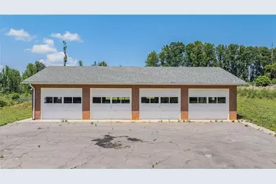 8521 US Highway 64 E, Ramseur, NC 27316 - Photo 17