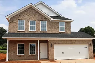 125 Glasmere Ct, Winston-Salem, NC 27101 - Photo 1