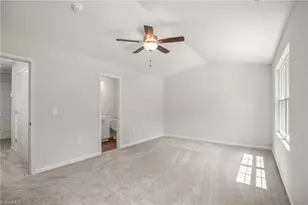 125 Glasmere Ct, Winston-Salem, NC 27101 - Photo 11