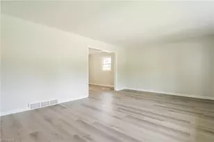 4601 Graham Rd, Greensboro, NC 27410 - Photo 7