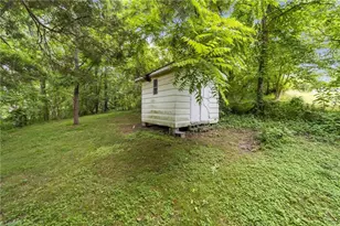 331 Washington Ave, Reidsville, NC 27320 - Photo 25