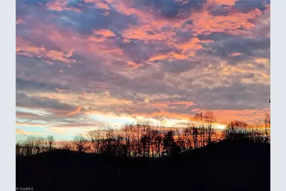 347 Hickory Mountain Road, Sparta, NC 28675 - Photo 5