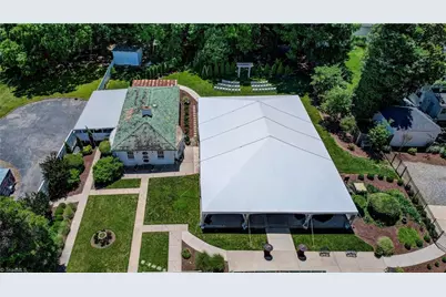 17 E Main Street, Thomasville, NC 27360 - Photo 5