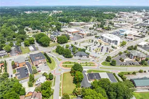 205 W Parkway Ave, High Point, NC 27262 - Photo 5