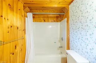 45 Bailey Rd, Ennice, NC 28663 - Photo 23