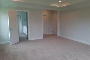 1042 Tulloch Ct, Burlington, NC 27215 - Photo 23