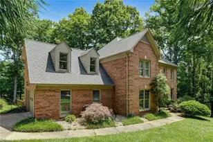 992 Lake Forest Ct, Eden, NC 27288 - Photo 5